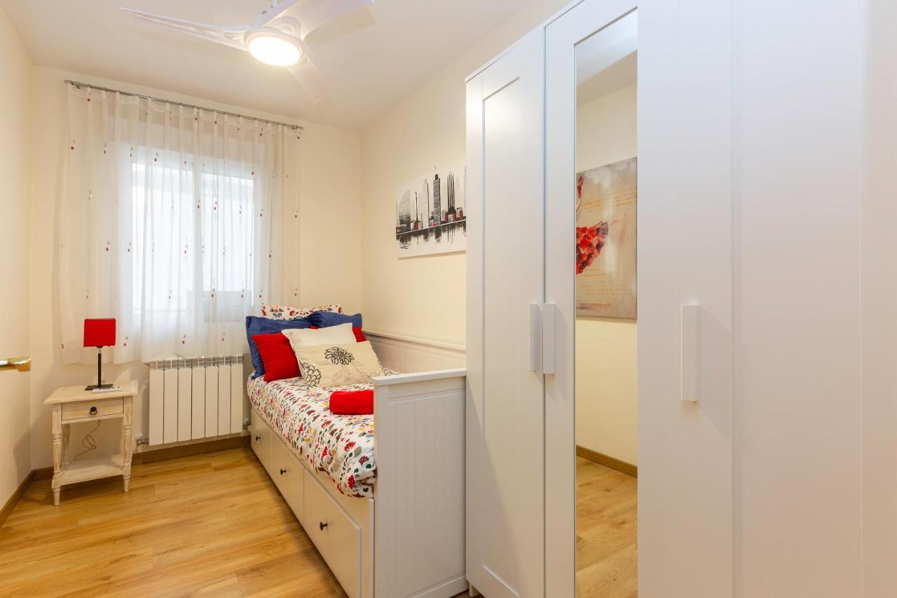 Apartmán Apartamento Puente De Segovia Madrid Exteriér fotografie